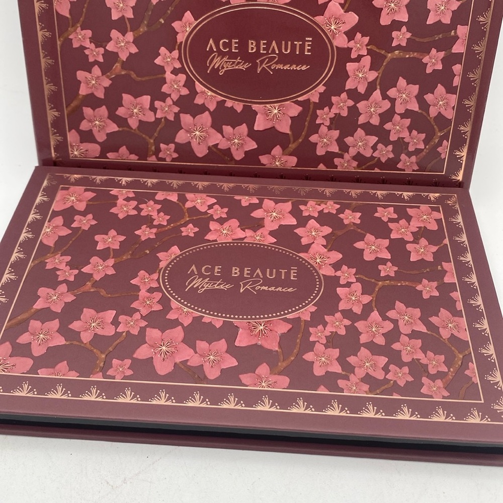 Ace Beaute Mystic Romance Eyeshadow Palette 15 shades matte & shimmer new